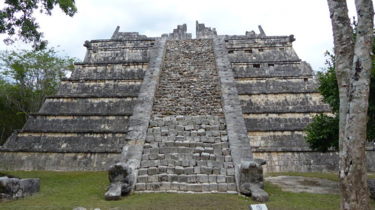 chichenitza305